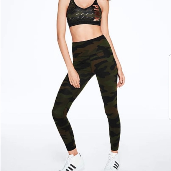PINK Victoria's Secret Pants - Victoria Secret Pink ultimate camo leggings